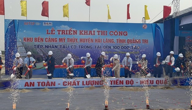 Construction of deep-water seaport begins in Quang Tri