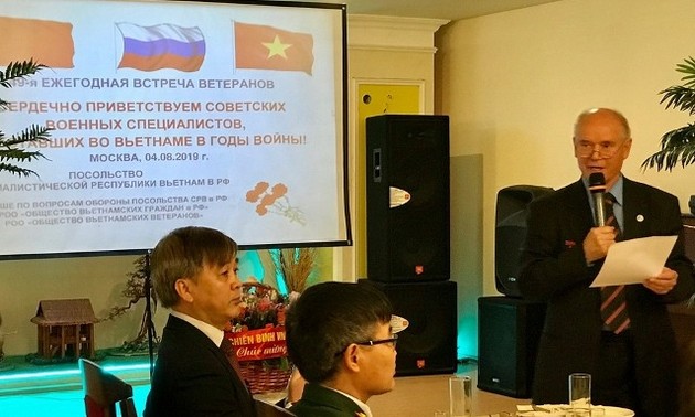 Cuộc gặp mặt của tình hữu nghị Nga-Việt