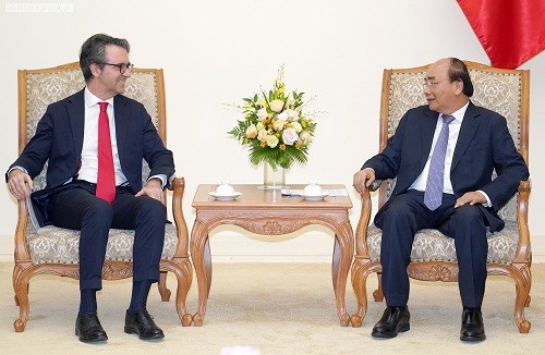 Thủ tướng Nguyễn Xuân Phúc tiếp Đại sứ, Trưởng phái đoàn EU tại Việt Nam Pier Giorgio Aliberth