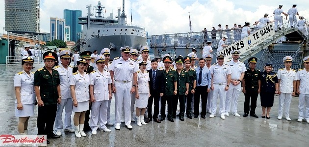 Tăng cường mối quan hệ hữu nghị giữa hải quân các nước và Hải quân Nhân dân Việt Nam