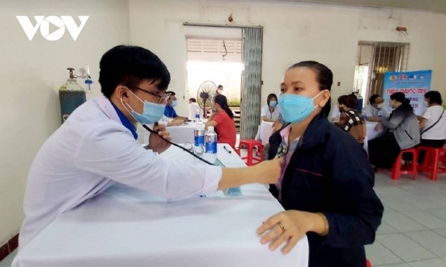 Chăm sóc, bảo vệ sức khỏe nhân dân: ưu tiên hàng đầu của Việt Nam 