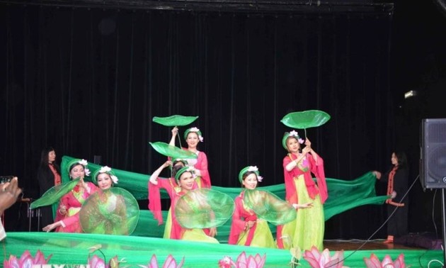 Việt Nam ghi dấu ấn tại “Lễ hội mùa Xuân Pháp ngữ 2024”