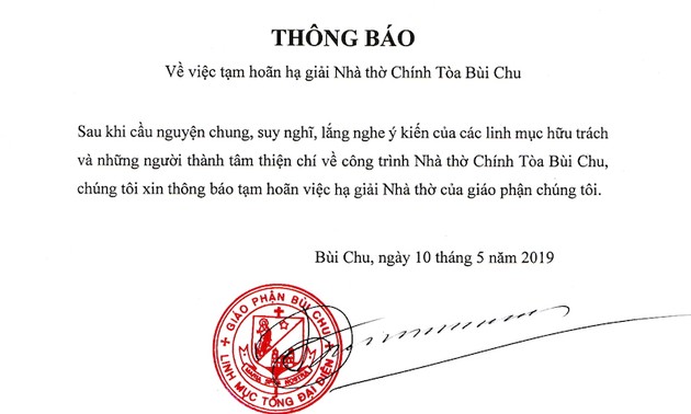 Tạm hoãn hạ giải nhà thờ chính tòa Bùi Chu, Nam Định 