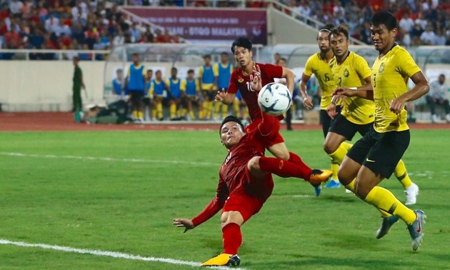 World Cup 2022: Việt Nam 1-0 Malaysia - Quang Hải lập công