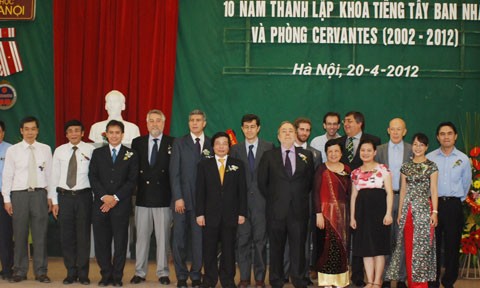 Departamento de español - Hanoi: 10 años - una trayectoria
