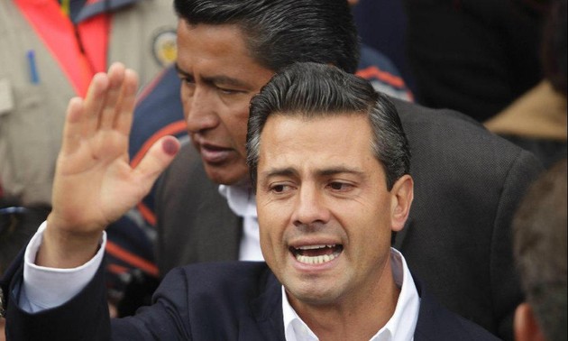 Peña Nieto encabeza conteo preliminar de elecciones presidenciales en México