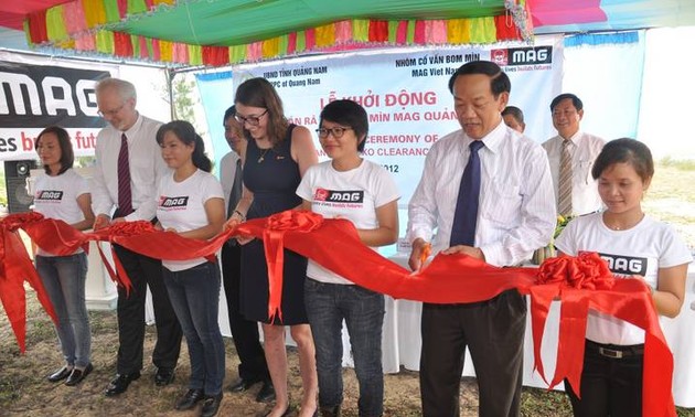 Inician proyecto de desminado en Quang Nam con apoyo de EEUU