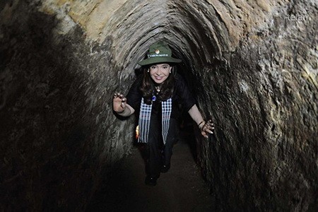 Por Twitter, Cristina Kirchner comentó su visita a los túneles de Cu Chi