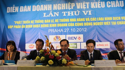 Inauguran VI Foro de Empresarios vietnamitas en Europa