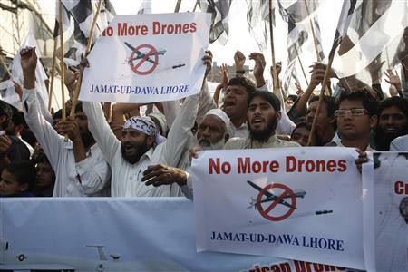 Pakistán condena ataque de dron estadounidense contra líder talibán en su país
