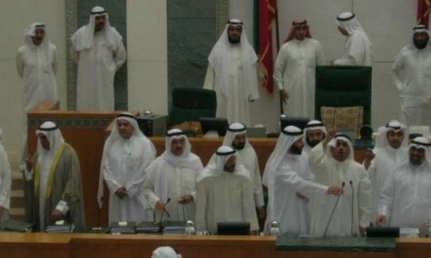 Renuncia gabinete de Kuwait