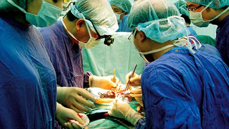 Vietnam promueve logros en trasplante de órganos humanos
