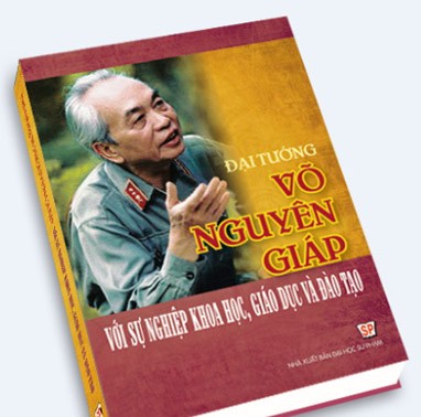 Publican libro sobre general Giap y el desarrollo científico y educativo nacional