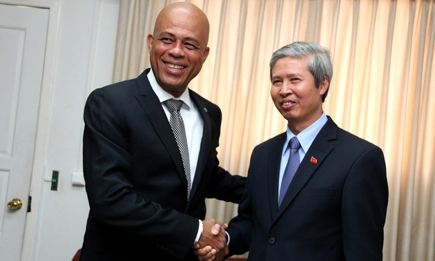 Relaciones de amistad y cooperación entre Vietnam y Haití van en buena marcha 