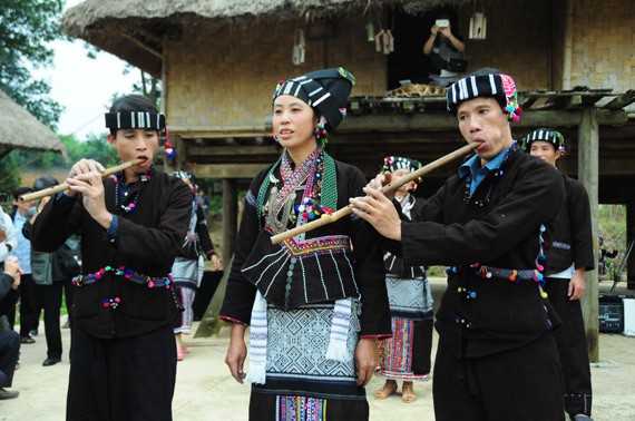 La fiesta primaveral Cam Muong de los étnicos Lu en Lai Chau