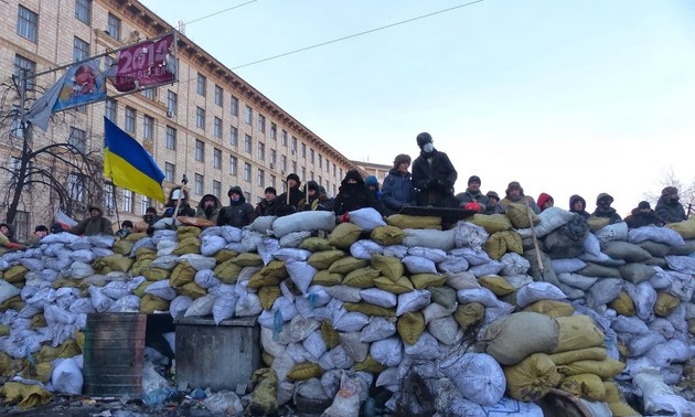 Crisis política ucraniana da señales de alivio