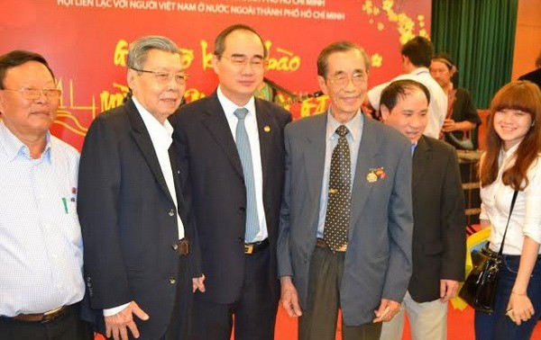 Reafirman papel de los emigrantes vietnamitas al desarrollo nacional