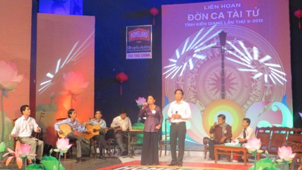 Festival de aficionados de música en provincia Long An
