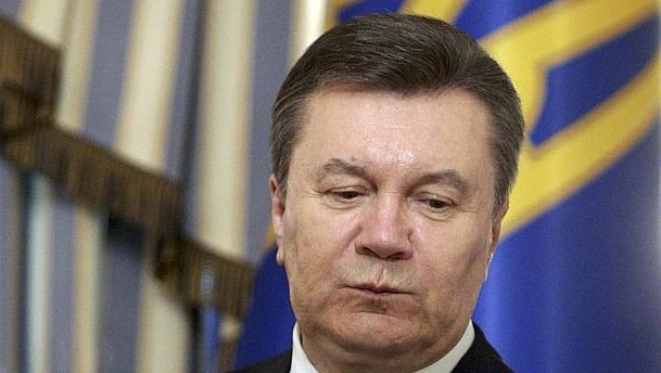 Parlamento ucraniano destituyó al presidente del país