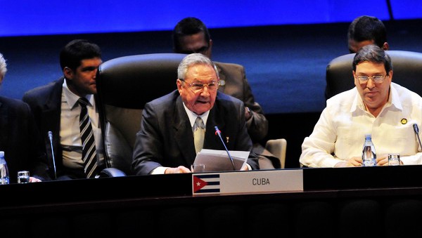 Cuba valora medidas de actualización de modelo económico