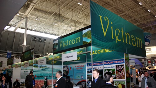 Vietnam exhorta a coherencia empresarial en productos acuíferos