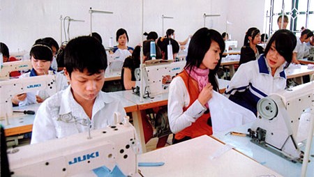 Formación profesional para trabajadores rurales en Yen Bai
