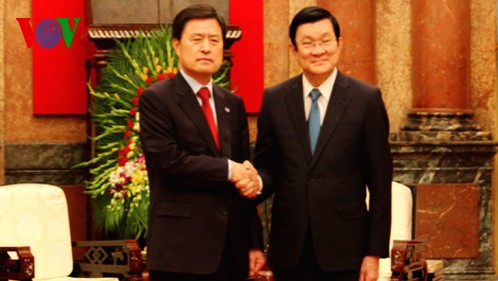 Dispuesto Vietnam a facilitar inversiones surcoreanas