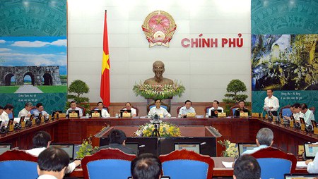 Reunión ordinaria del Gobierno vietnamita se concentra en temas candentes
