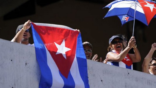 La mayoría de estadounidenses de origen cubano se oponen al embargo contra el país isleño