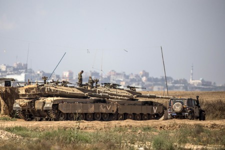 Israel da un ultimátum a Hamás para parar el disparo de proyectiles