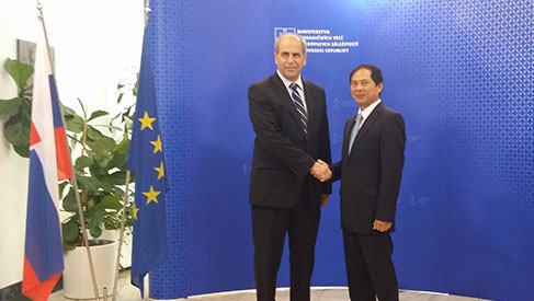Eslovaquia desea intensificar cooperación multifacética con Vietnam