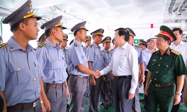 Presidente vietnamita exhorta operaciones portuarias en Quang Ninh