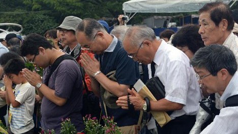 Rinden homenaje a victimas de bomba nuclear en Hiroshima 