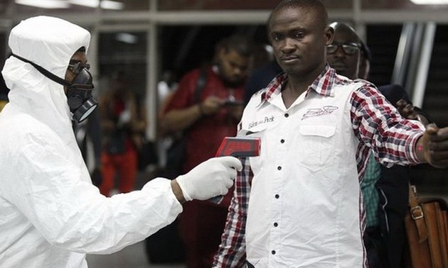 Países y organizaciones aúnan esfuerzos para frenar el ébola