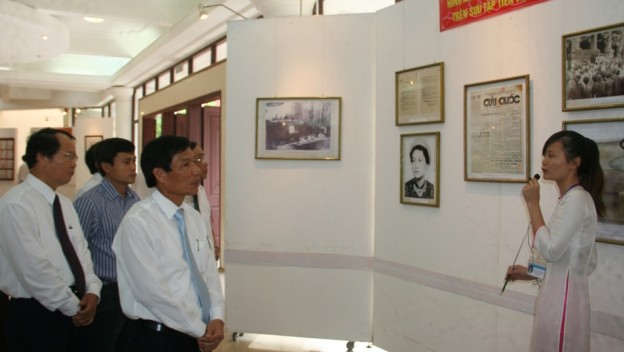 Exhibición sobre Presidente Ho Chi Minh en Thua Thien - Hue