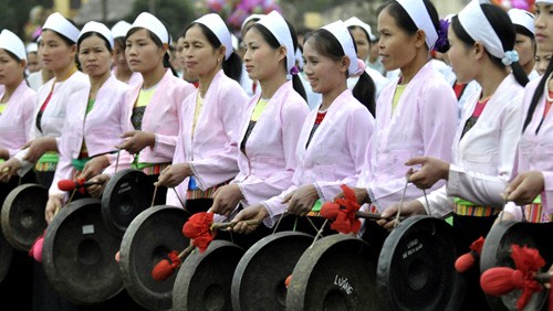 Gongs y batintines en la vida de la etnia Muong 