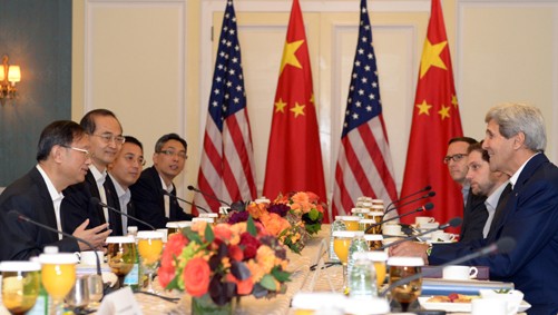 Intensifican China y Estados Unidos cooperación contra Ébola 