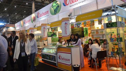 Promueven productos alimentarios vietnamitas en Francia 