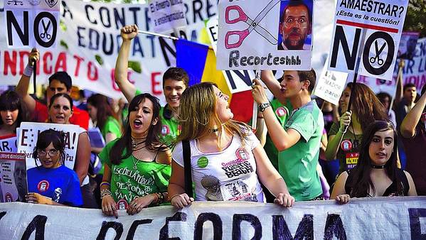 Manifestaciones en España contra recortes en educación 