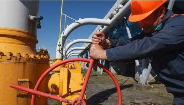 Acuerdan Rusia y Ucrania reanudar abastecimiento de combustibles