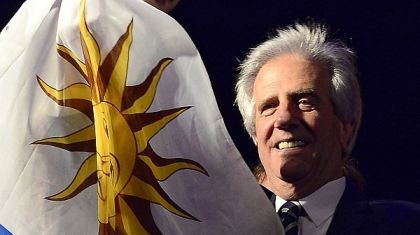 Ganan izquierdistas elecciones presidenciales en Uruguay