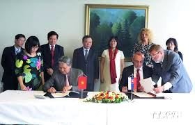 Aniversario 65 años de relación diplomática Vietnam – República de Checa  y Eslovaquia
