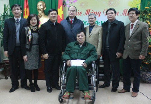 Visita Bac Ninh presidente del Frente Patriótico 