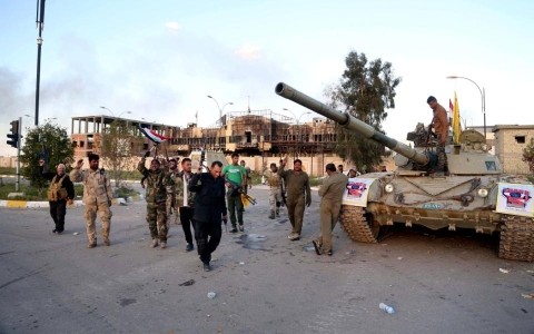 Libera Ejército iraquí ciudad Tikrit