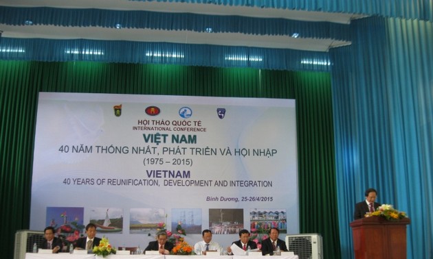 Seminario internacional “Vietnam – 40 años de reunificación, desarrollo e integración”