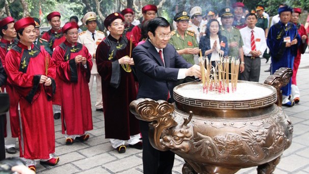 Presidente vietnamita asistió a la conmemoración de los Reyes Hung