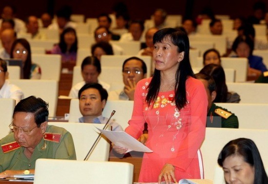 Debate Parlamento de Vietnam Ley de Seguridad y Sanidad Laboral