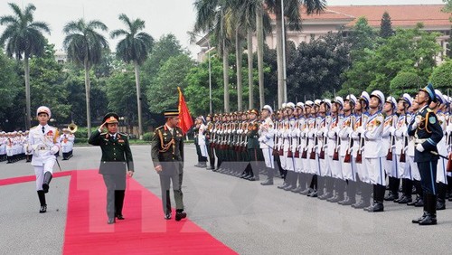 Fomentan Vietnam y Brunei cooperación militar por la paz 
