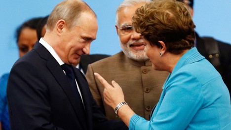 Presidente ruso realiza encuentros de alto nivel al margen de la VII Cumbre de BRICS