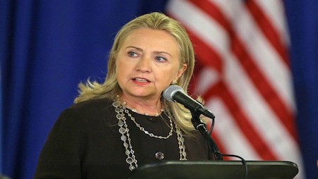 Candidata  presidencial Hillary Clinton exhorta al fin del bloqueo a Cuba